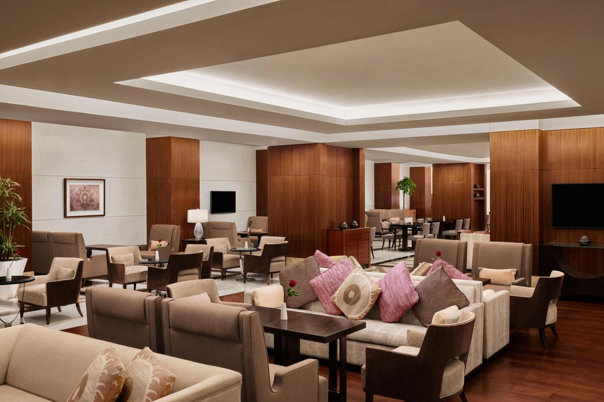 コンラッド メッカ ホテル エクステリア 写真 The lounge at the airport